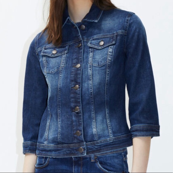 Vintage Look Denim Jacket, by Sisley (S) - Picture 2 of 15